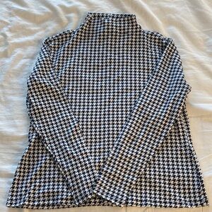 Ann Taylor Black and White Houndstooth Turtleneck Top